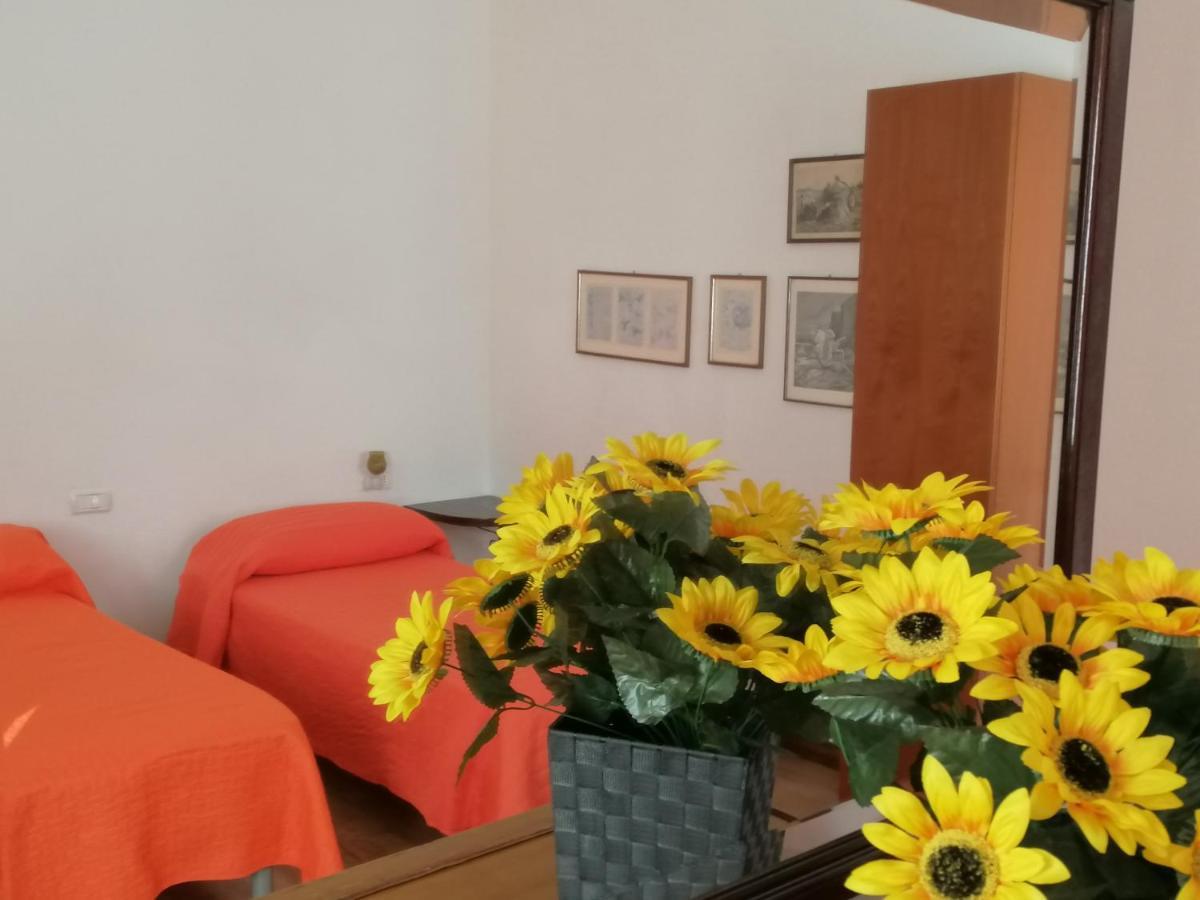 Appartamento Le Campanelle San Felice del Benaco Exterior foto